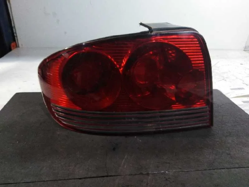 Piloto Trasero Izquierdo para Hyundai Sonata (Y4)