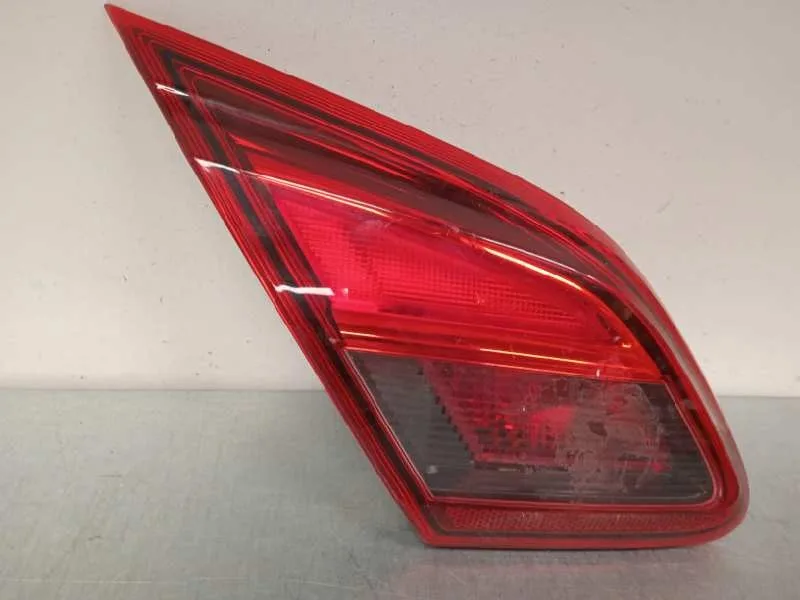 Piloto Trasero Izquierdo Interior para Opel Corsa E