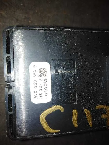 Mando Elevalunas Delantero Izquierdo para Audi Q2 (Gab)