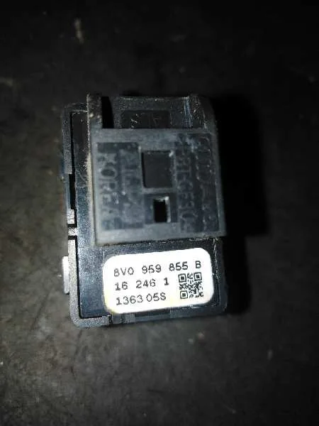 Mando Elevalunas Delantero Derecho para Audi Q2 (Gab)