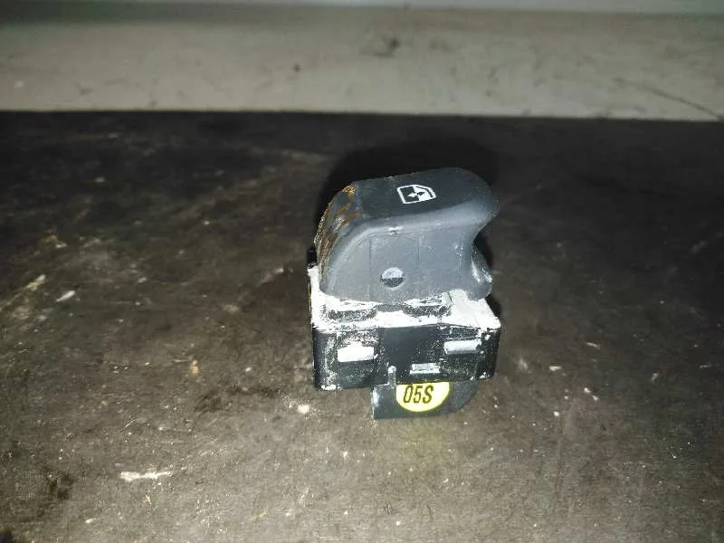 Mando Elevalunas Trasero Izquierdo para Audi Q2 (Gab)