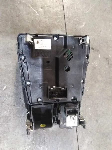 Mando Multifuncion para Audi Q2 (Gab)