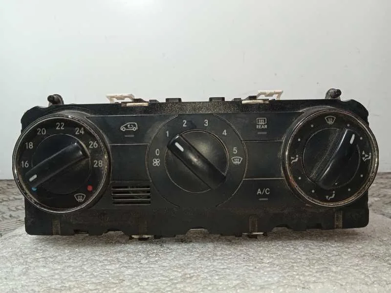 Mando Climatizador para Mercedes-Benz Clase B (W245)