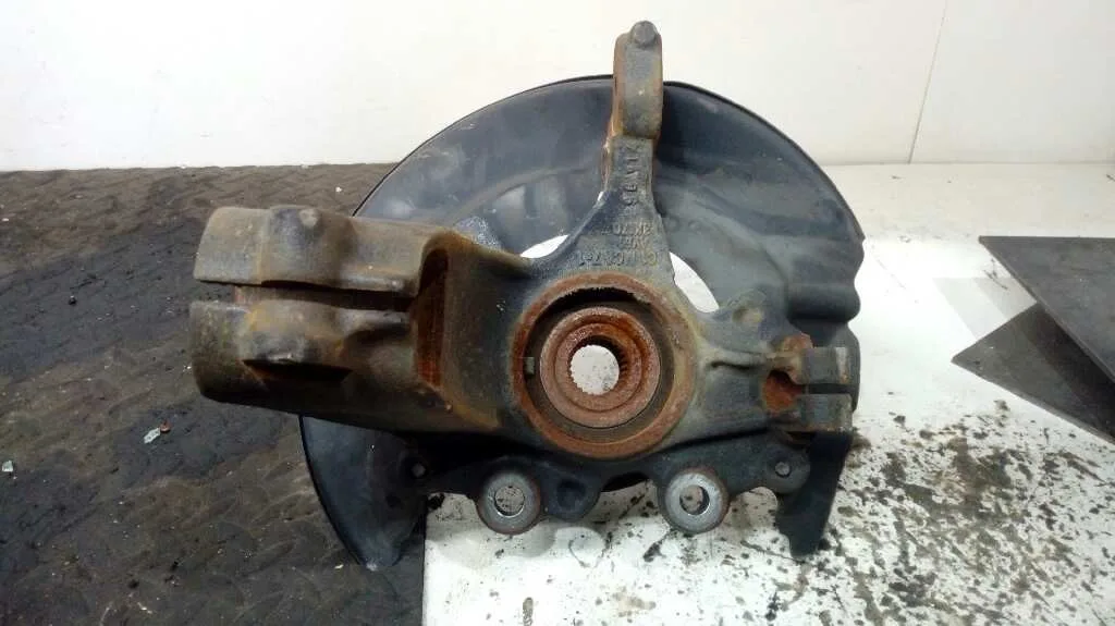 Mangueta Delantera Derecha para Ford Focus Lim. (Cb8)