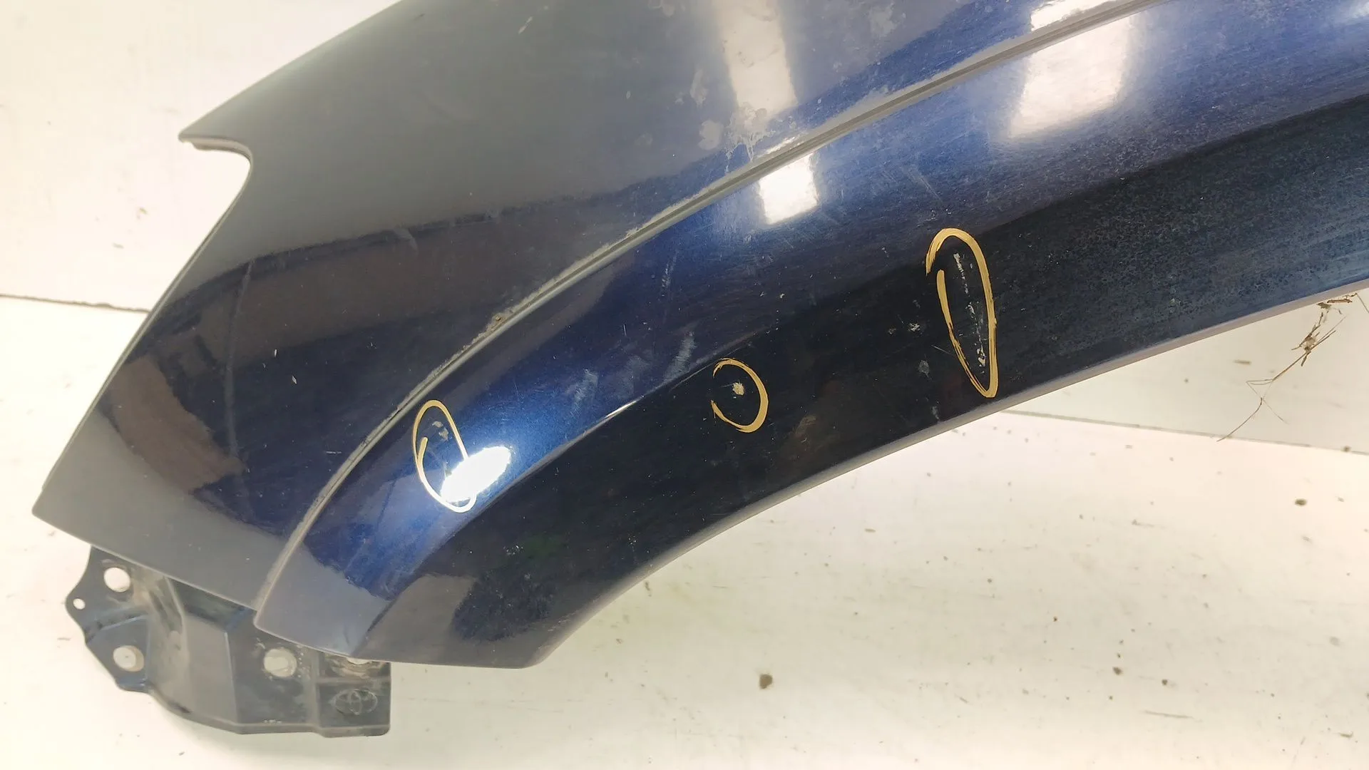 Aleta Delantera Izquierda para Toyota Rav 4 (A3)