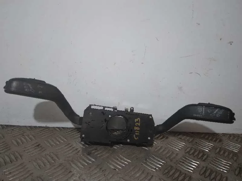 Mando Multifuncion para Seat Ibiza (6J5)