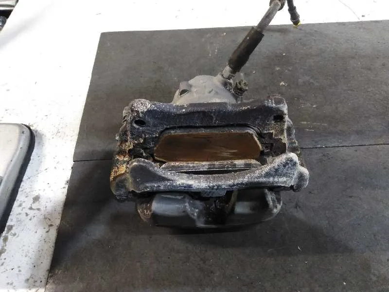 Pinza Freno Delantera Izquierda para Mercedes-Benz Clase E Lim. (W213)