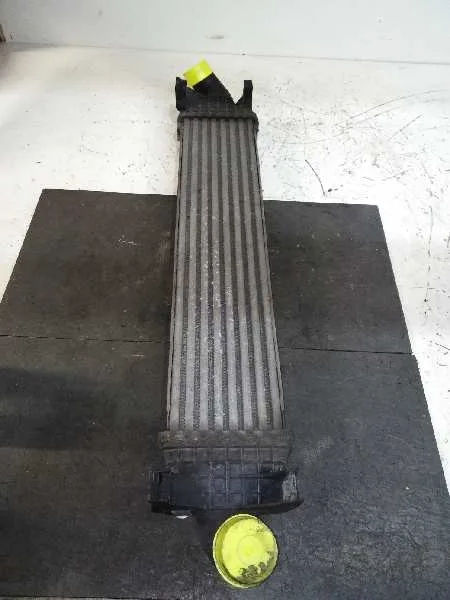 Intercooler para Ford Focus Berlina (Cap)
