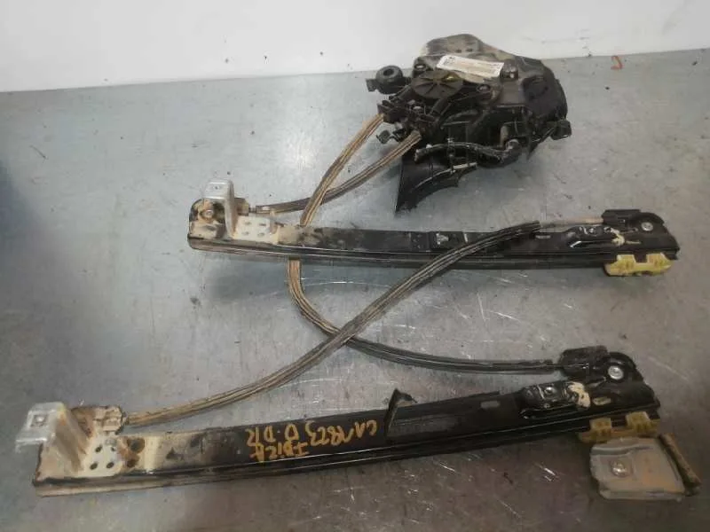 Elevalunas Delantero Derecho para Seat Ibiza (6J5)