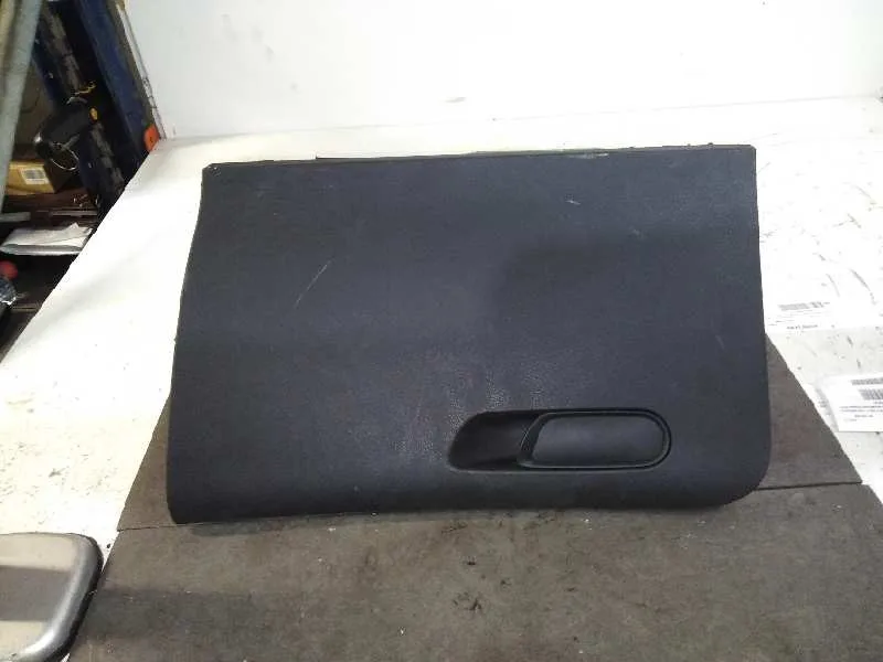 Guantera para Citroën C4 Lim.