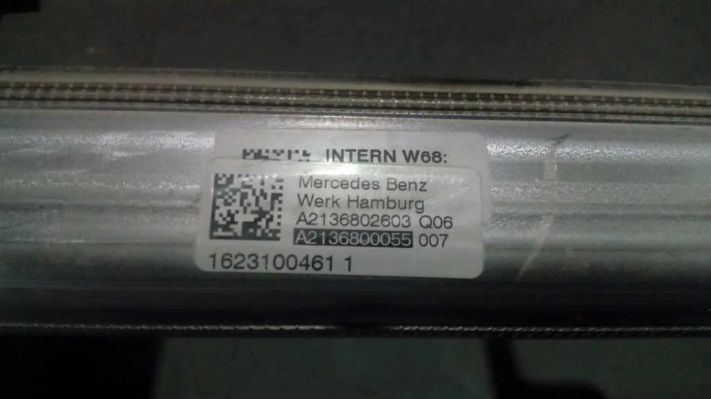 Soporte para Mercedes-Benz Clase E Lim. (W213)