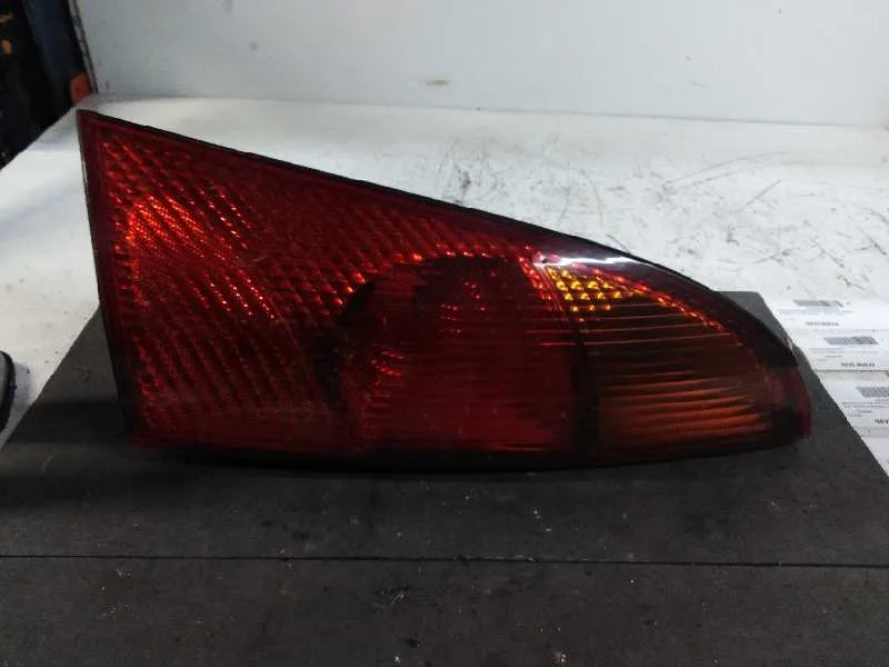 Piloto Trasero Derecho para Ford Focus Berlina (Cak)