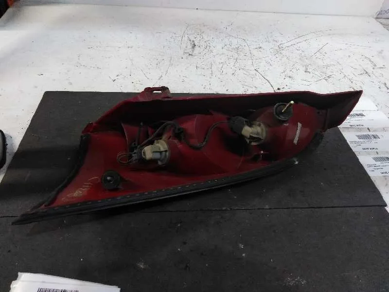 Piloto Trasero Derecho para Ford Focus Berlina (Cak)