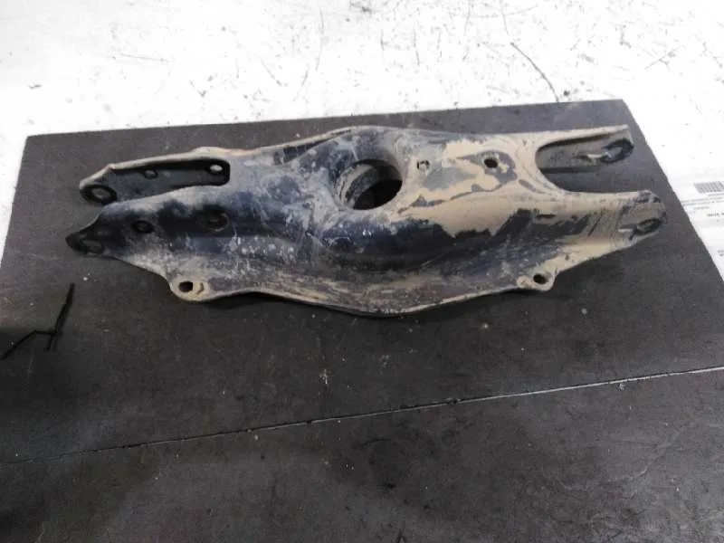 Brazo Suspension Inferior Trasero Izquierdo para Mercedes-Benz Clase E Lim. (W213)