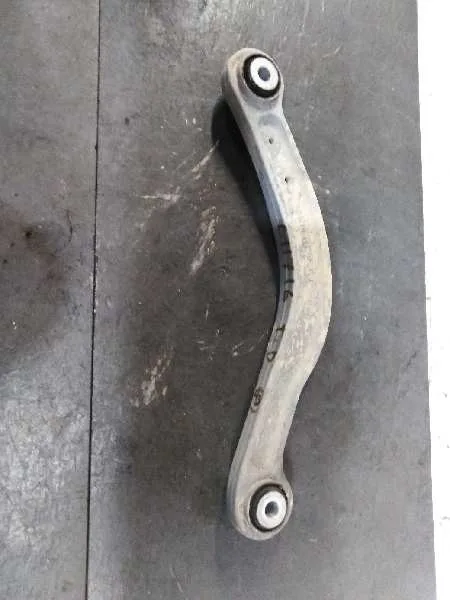 Brazo Suspension Superior Trasero Derecho para Mercedes-Benz Clase E Lim. (W213)