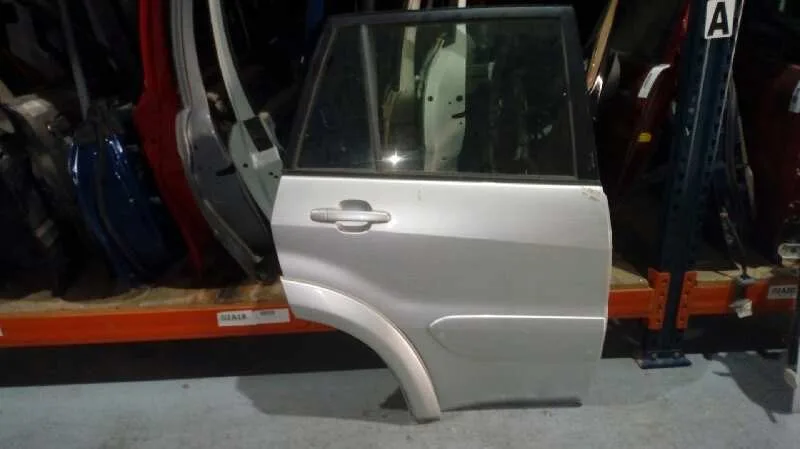 Puerta Trasera Derecha para Toyota Rav 4 (A2)