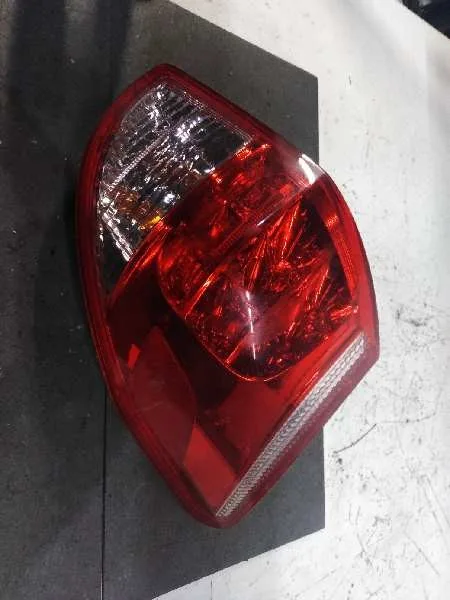 Piloto Trasero Derecho para Toyota Rav 4 (A3)