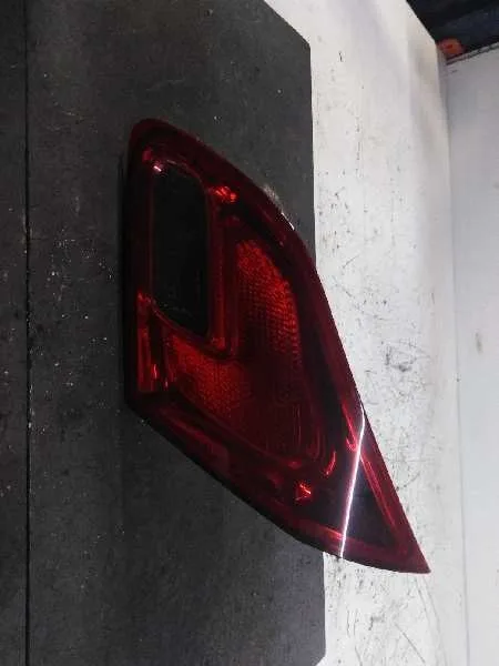 Piloto Trasero Derecho Interior para Opel Astra J Lim.
