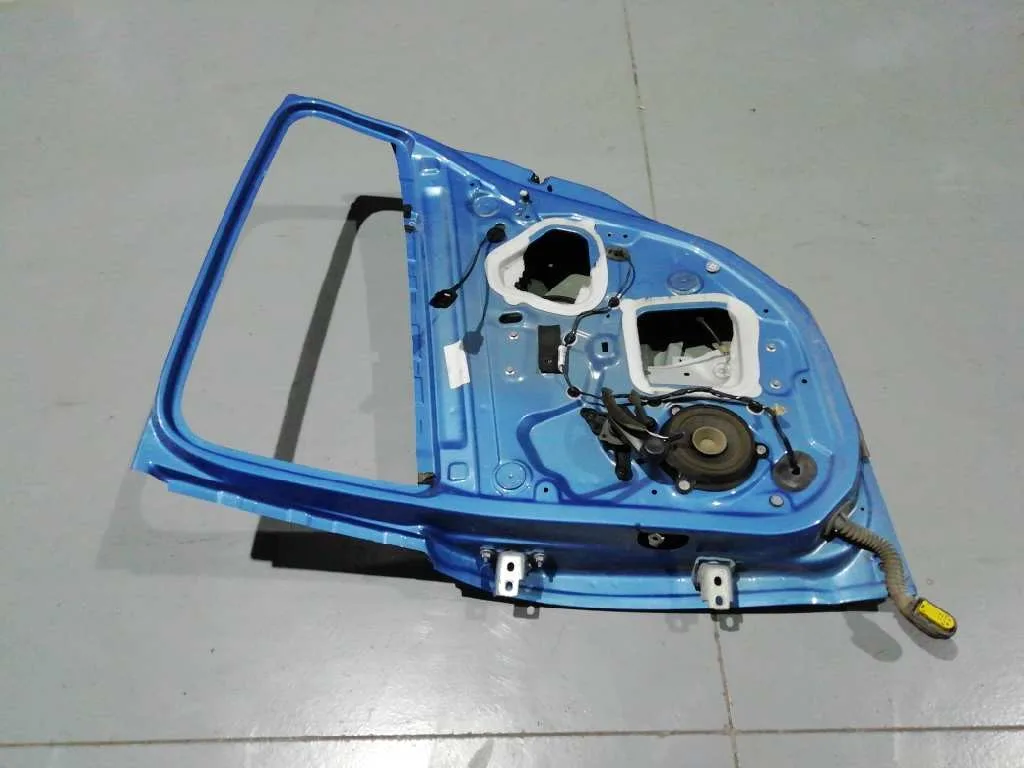 Puerta Trasera Derecha para Renault Megane Iii Berlina 5 P
