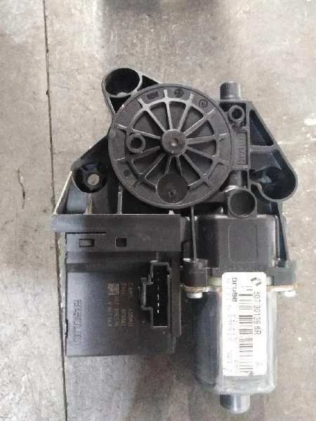 Motor Elevalunas Delantero Derecho para Renault Megane Iii Berlina 5 P