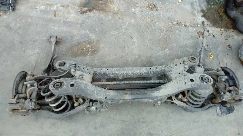 Puente Trasero para Lexus Ct