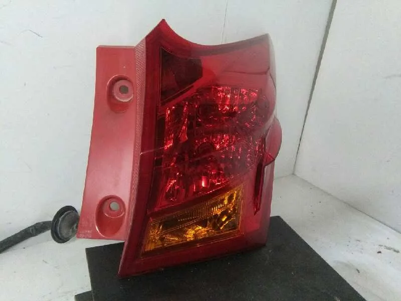 Piloto Trasero Derecho para Toyota Auris