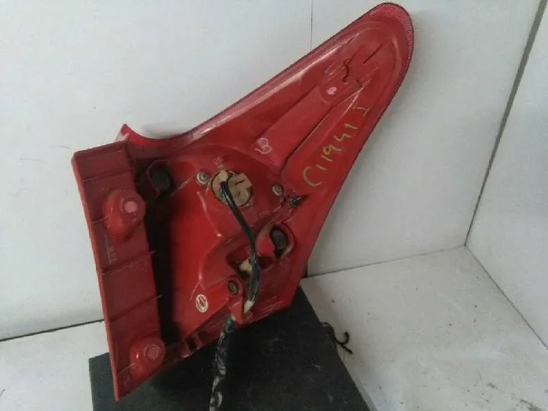 Piloto Trasero Izquierdo para Toyota Auris