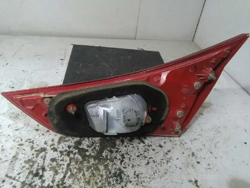 Piloto Trasero Izquierdo Interior para Toyota Auris
