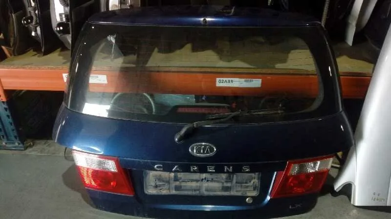 Porton Trasero para Kia Carens