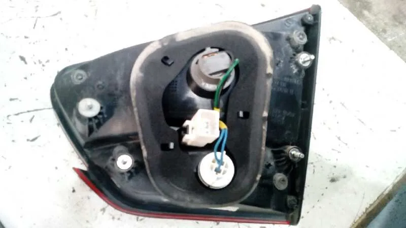 Piloto Trasero Izquierdo Interior para Kia Carens ( )