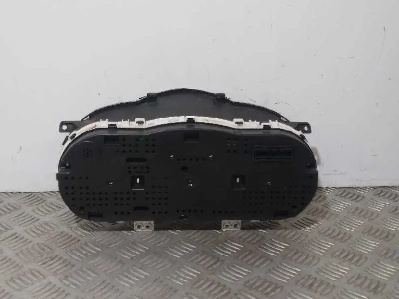 Cuadro Instrumentos para Kia Carens ( )