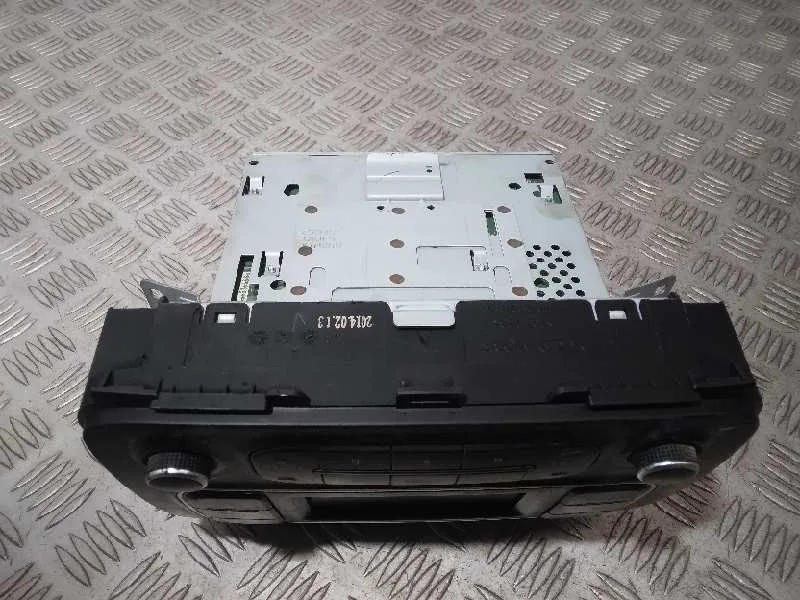 Sistema Audio / Radio Cd para Kia Carens ( )