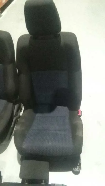 Juego Asientos Completo para Toyota Auris