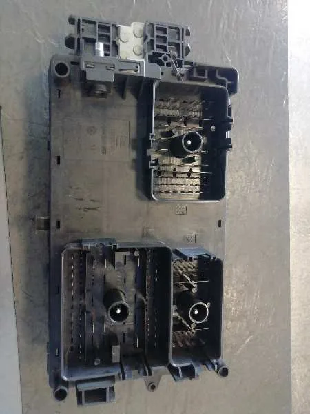 Caja Reles / Fusibles para Opel Insignia Berlina