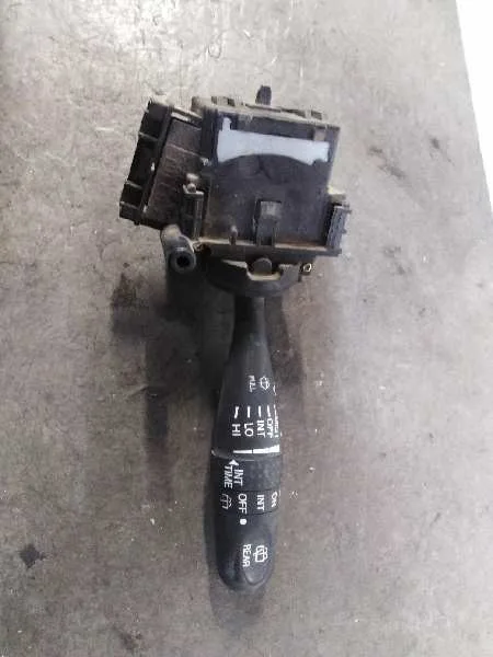 Mando Intermitentes para Suzuki Swift Berlina (Mz)