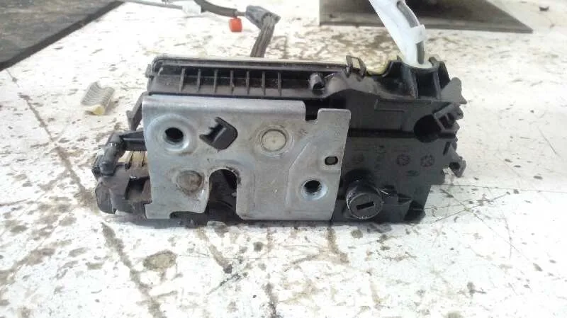 Cerradura Puerta Trasera Derecha para Citroën C4 Lim.