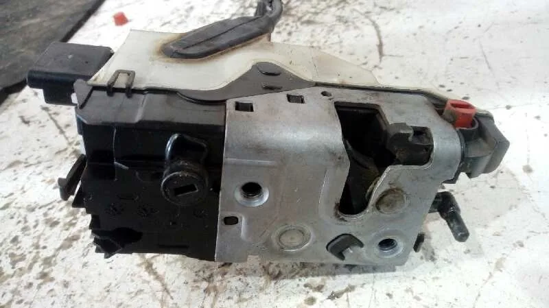 Cerradura Puerta Trasera Derecha para Citroën C4 Lim.