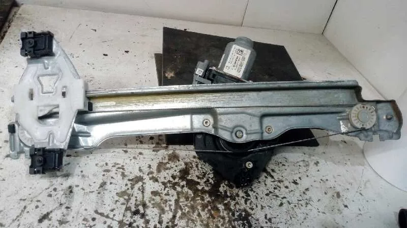 Elevalunas Trasero Izquierdo para Citroën C4 Lim.