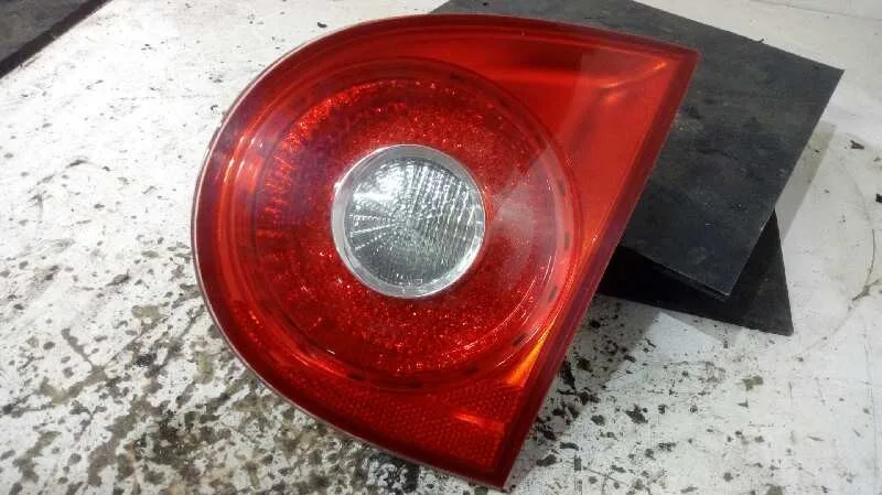Piloto Trasero Derecho Interior para Volkswagen Golf V Berlina (1K1)
