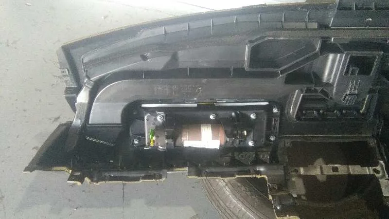 Salpicadero para Mercedes-Benz Clase B (W245)