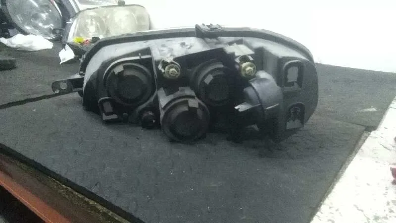 Faro Derecho para Fiat Punto Berlina (188)