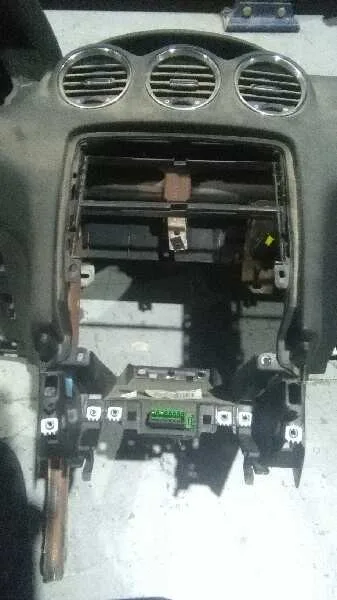 Salpicadero para Peugeot 308