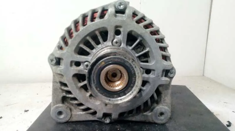 Alternador para Nissan X-Trail (T31)