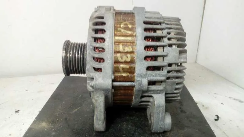 Alternador para Nissan X-Trail (T31)
