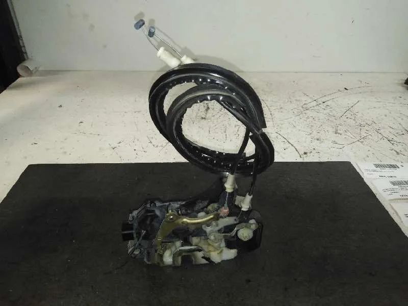 Cerradura Puerta Delantera Derecha para Mitsubishi Colt Berlina 5 (Z30A)
