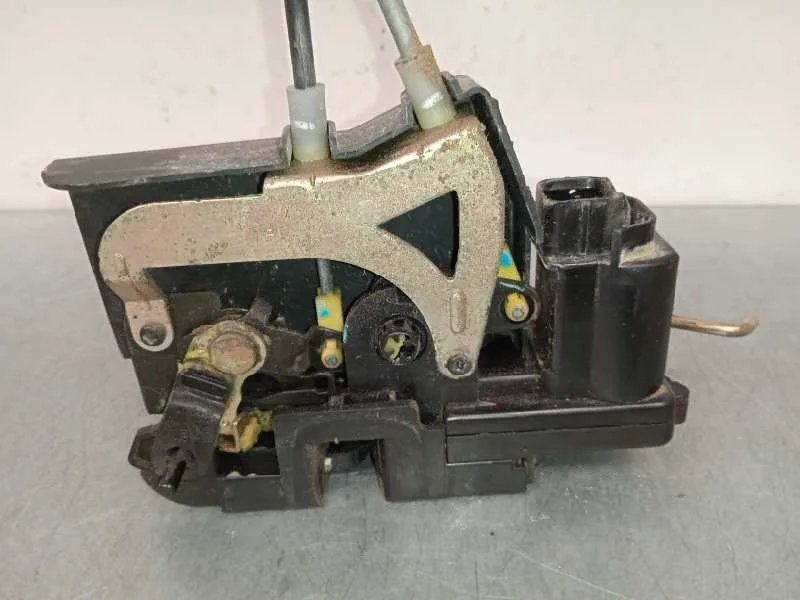 Cerradura Puerta Trasera Derecha para Ssangyong Rodius