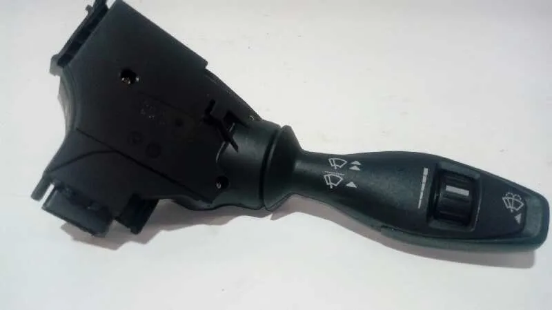 Mando Limpia para Ford Fiesta (Cb1)