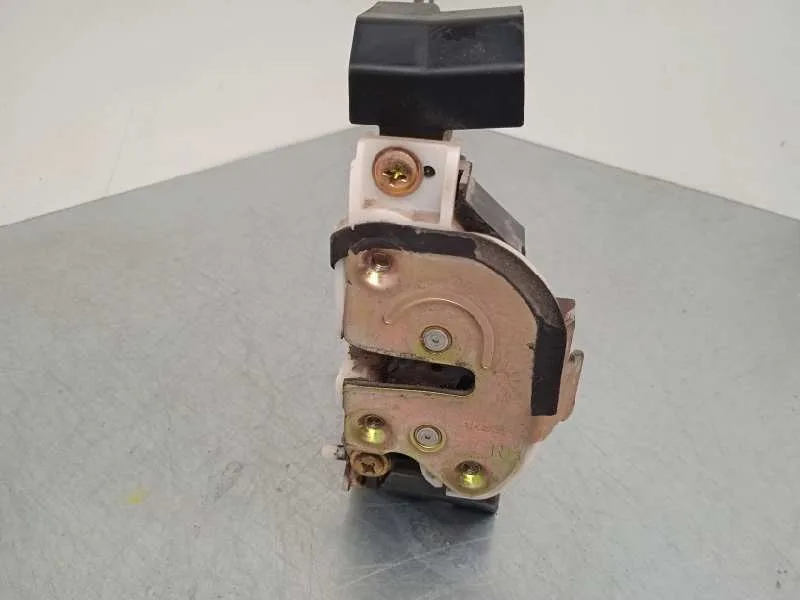 Cerradura Puerta Trasera Derecha para Mitsubishi Colt Berlina 5 (Z30A)