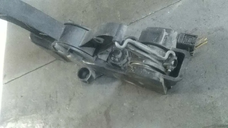 Potenciometro Pedal para Mercedes-Benz Clase A (W169)