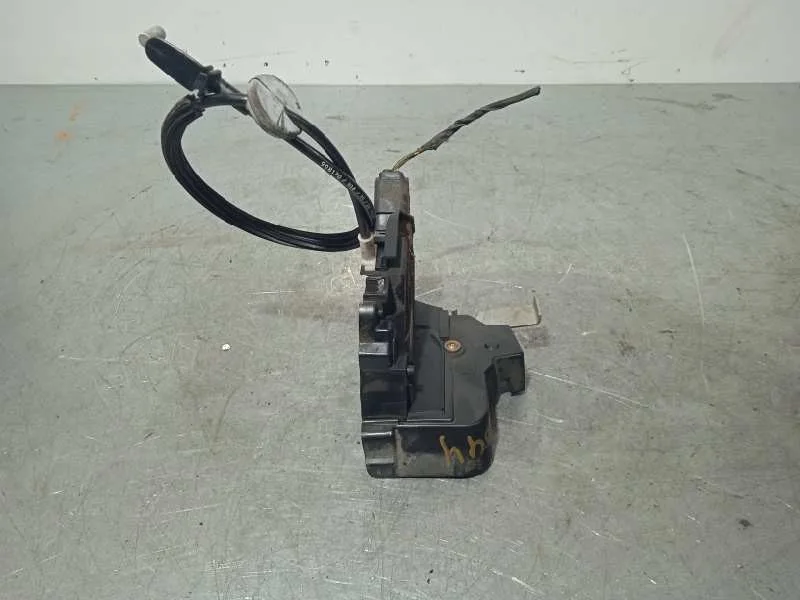 Cerradura Puerta Trasera Derecha para Ford Focus Berlina (Cap)